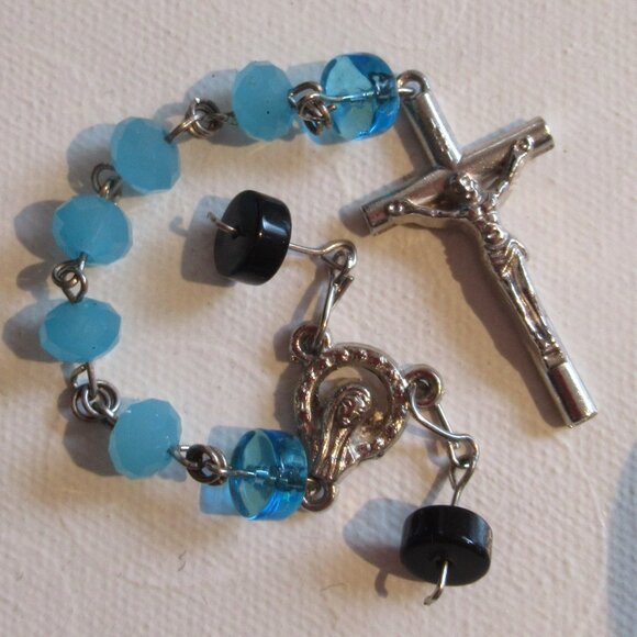 Vintage Rosary, Sapphire Blue & Black Beads, Ave Maria, Crucifix, - Picture 10 of 13